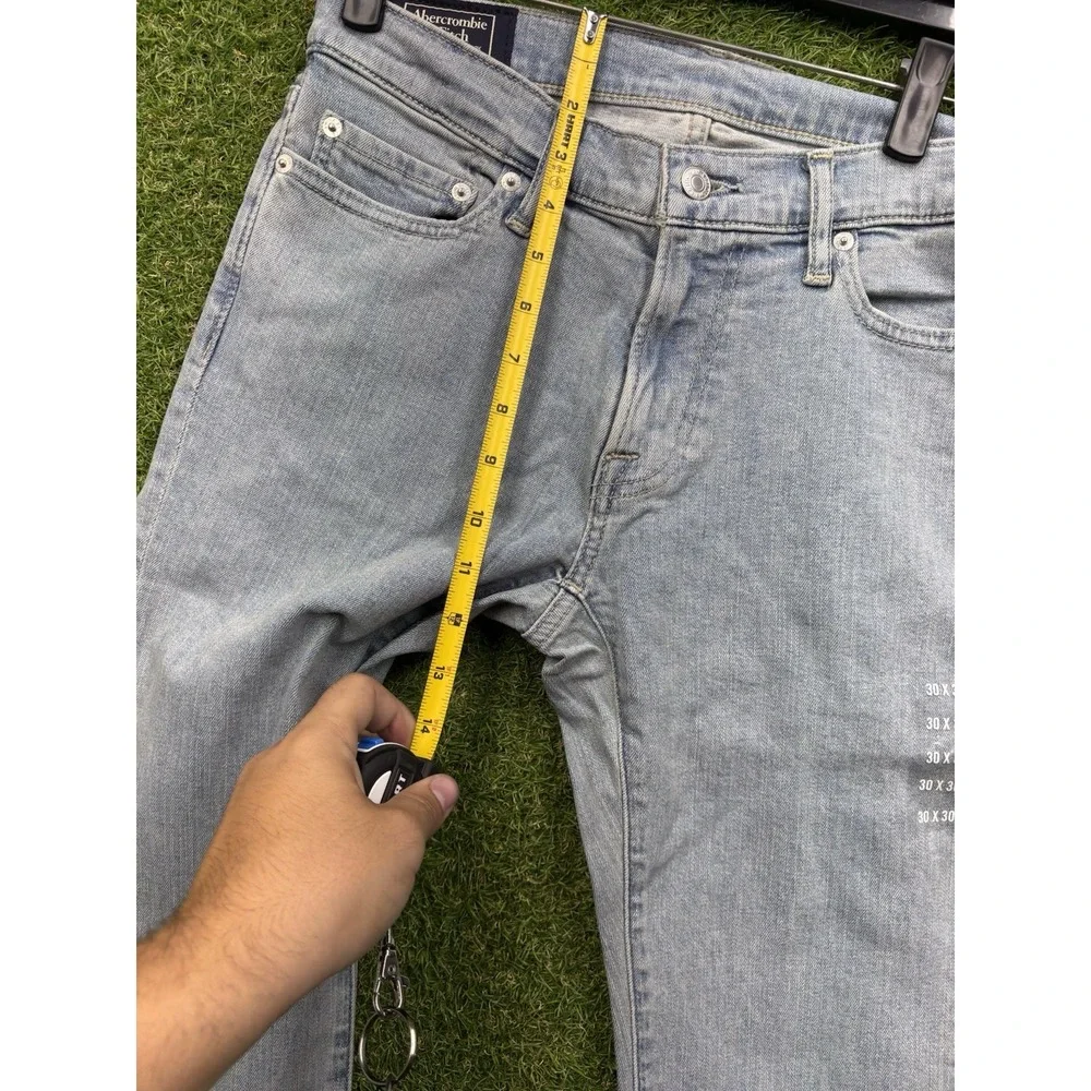 Abercrombie & Fitch Jeans Mens 30x30 Felix Super Slim Stretch Light Wash Denim